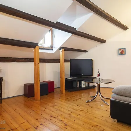 Appartement Lira *