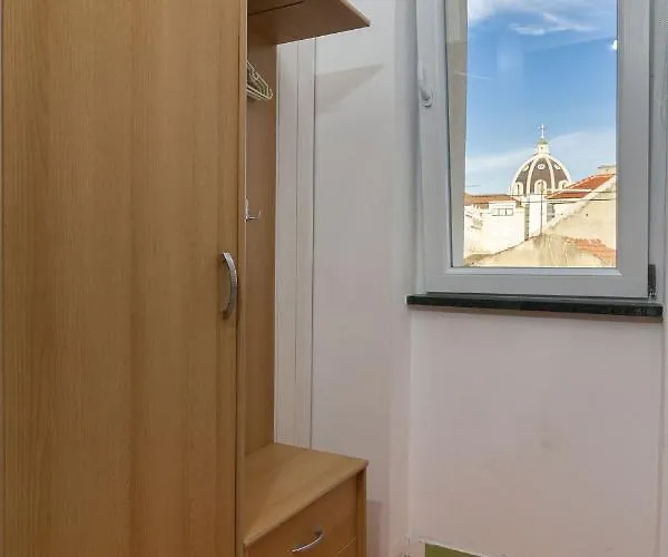 Lira Апартаменты